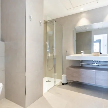 Luxury Penthouse Allonbay Village & *